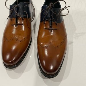 Men brown & navy dress shoe.